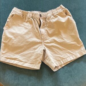 Chubbies Men's Light Tan Flat Front Shorts 5.5 inseam